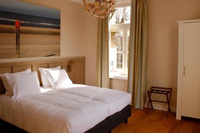Loetje Overveen Bloemendaal Chambre photo