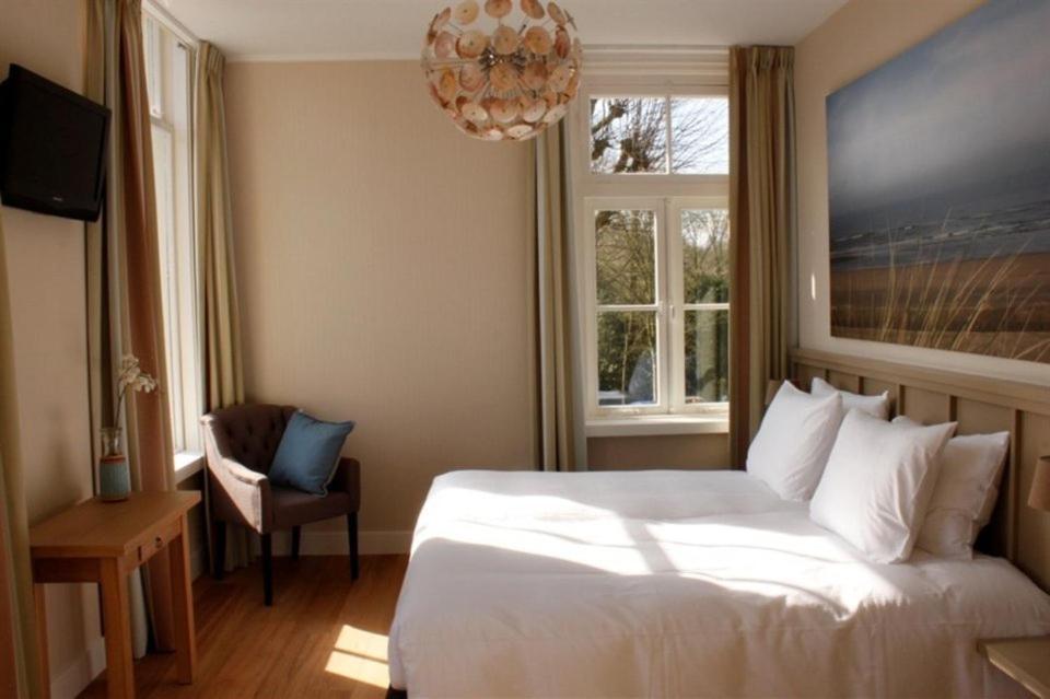 Loetje Overveen Bloemendaal Chambre photo