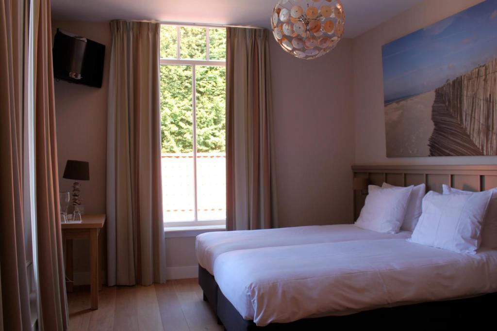 Loetje Overveen Bloemendaal Chambre photo