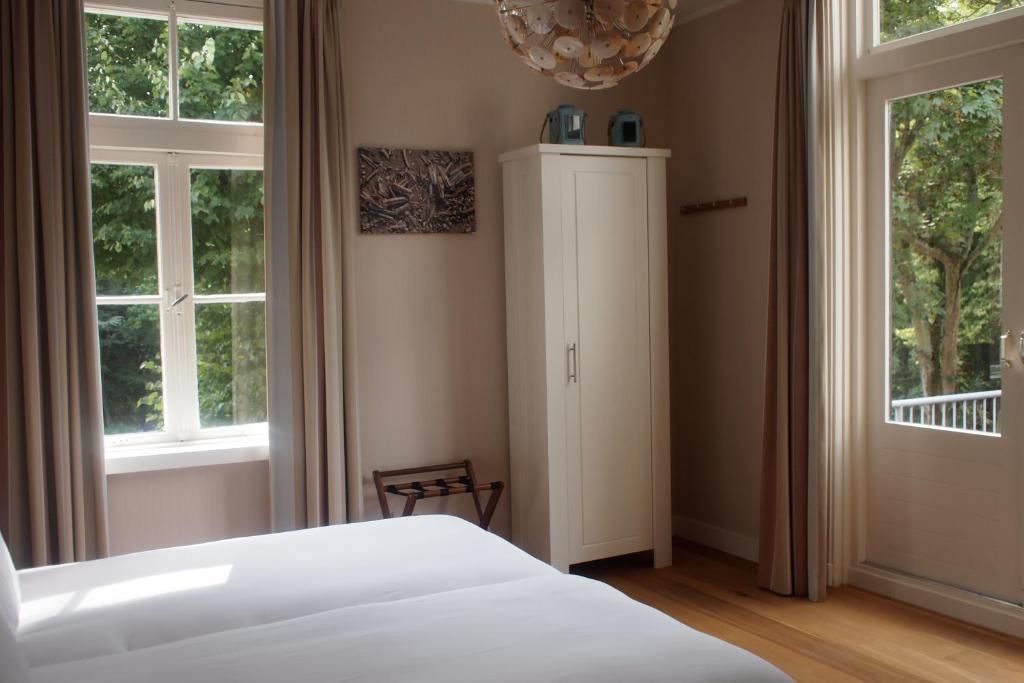 Loetje Overveen Bloemendaal Chambre photo